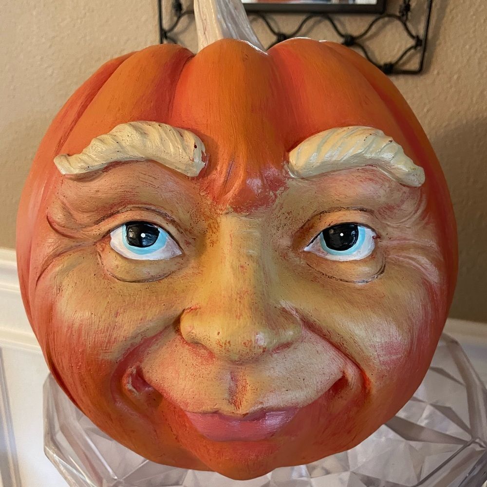 Halloween Resin Large Pumpkin Human Expressive Features COOL!